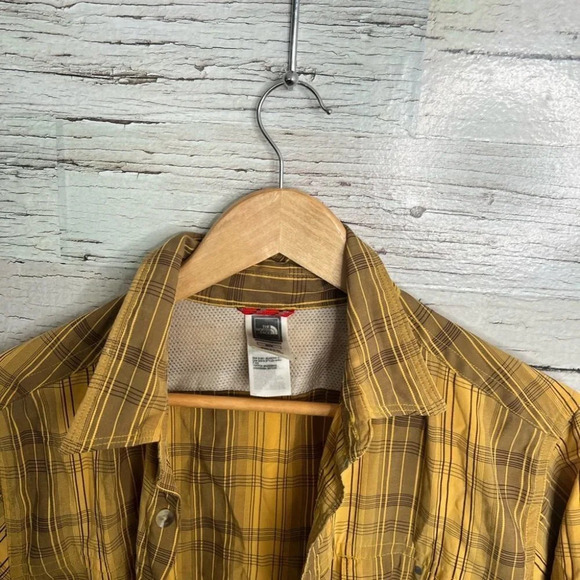 The north face yellow brown plaid tee shirt button down size medium orange - Picture 5 of 9